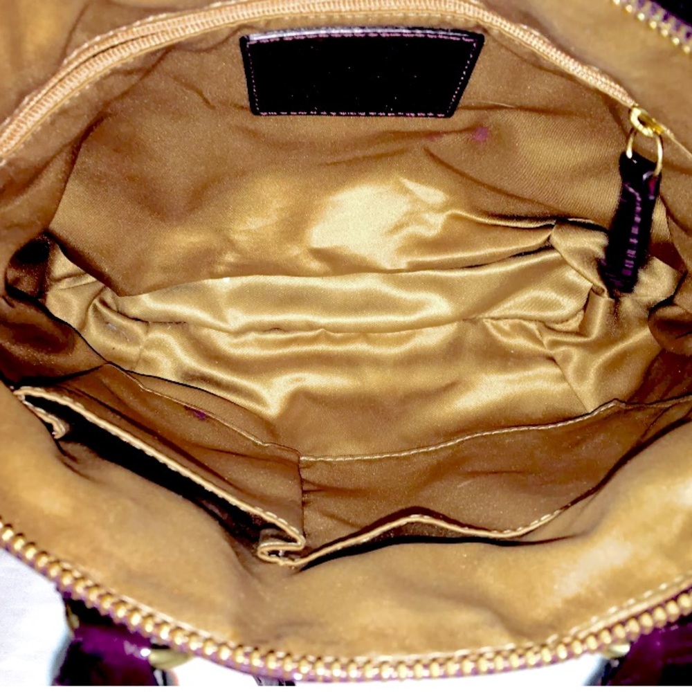 ❌SOLD❌ RARE Coach Plum Madison Patent Leather Lindsey Satchel EUC - Picture 12 of 15